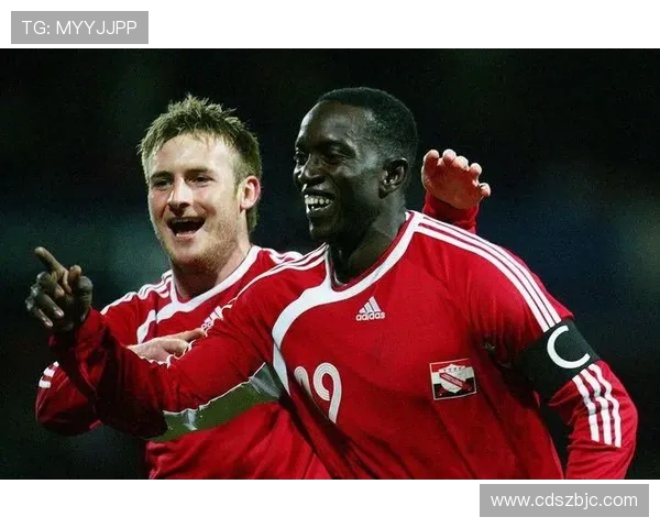 韦恩鲁尼辉煌生涯回顾从神童到传奇前锋的光辉历程